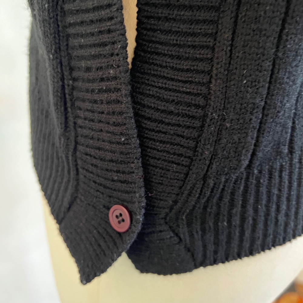 Vintage Bare Traps Black Ribbed Sweater Vest Mock Neck Dark Academia M - Picture 6 of 8
